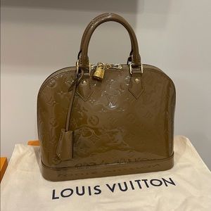 Louis Vuitton Alma PM Vert Bronze - Like New